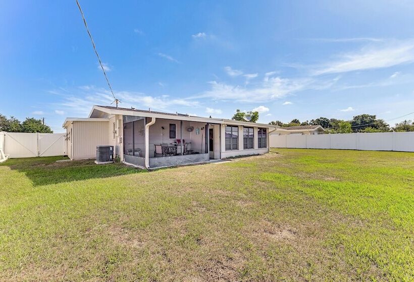 Cozy Venice Hideaway ~ 3 Mi To Beach & Downtown!