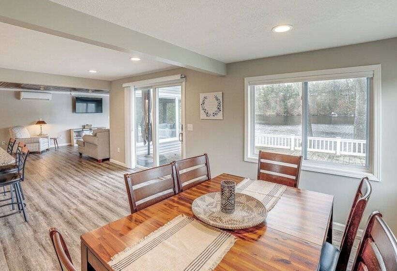 Croton Pond & Muskegon River Cottage W/ Boat Docks