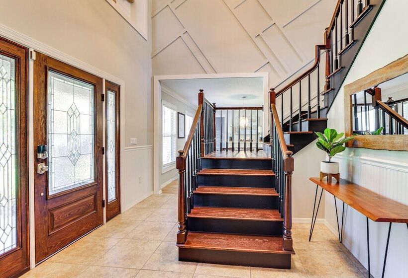 Dog Friendly Bradenton House W/ Pool & Game Room!