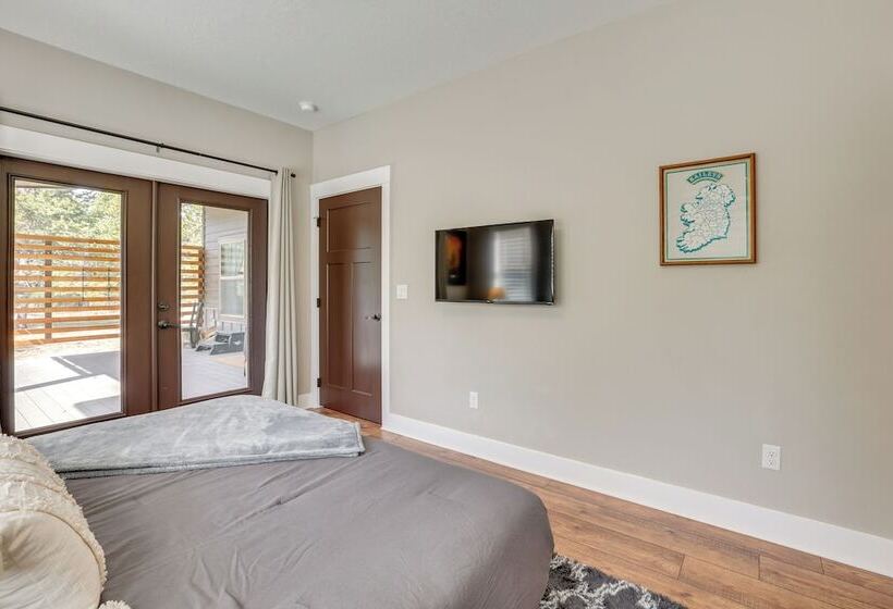 Donnelly Cabin W/ Hot Tub < 1 Mi To Boulder Creek!