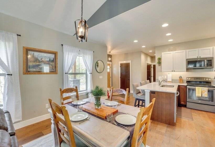 Donnelly Cabin W/ Hot Tub < 1 Mi To Boulder Creek!