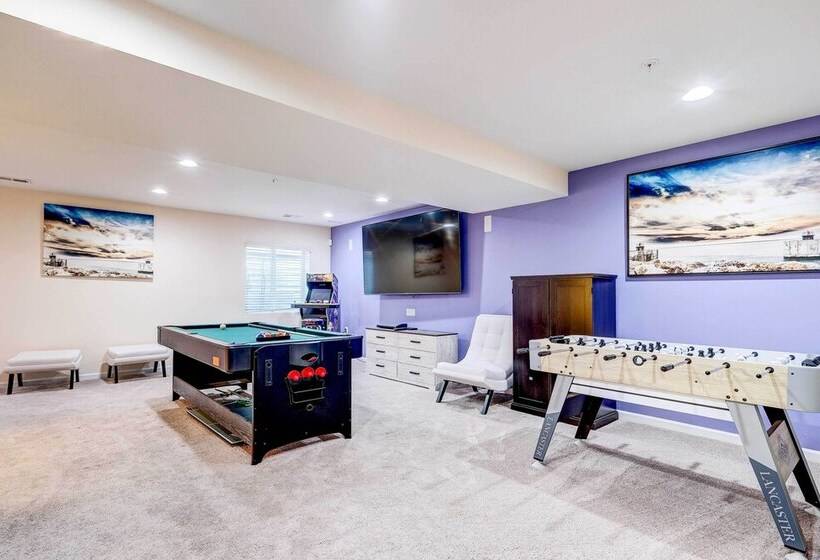 Game Room + Gym: Downtown Dc Home!