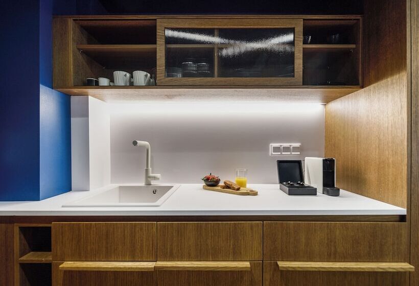 Epineio Comfort Living