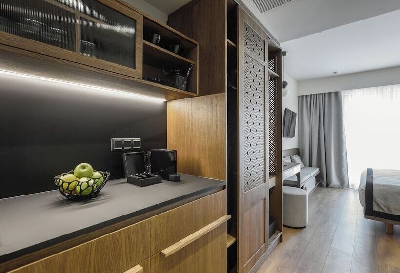 Epineio Comfort Living