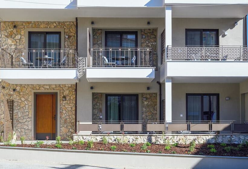 Epineio Comfort Living