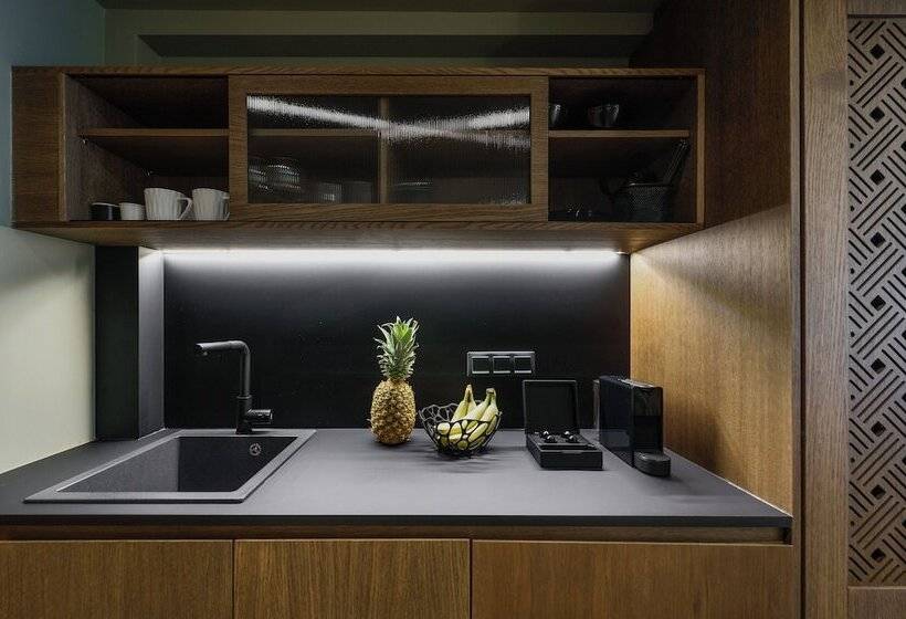 Epineio Comfort Living