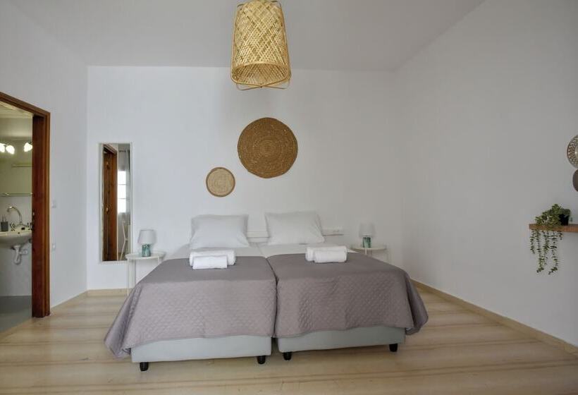 Eva Studios & Apartments