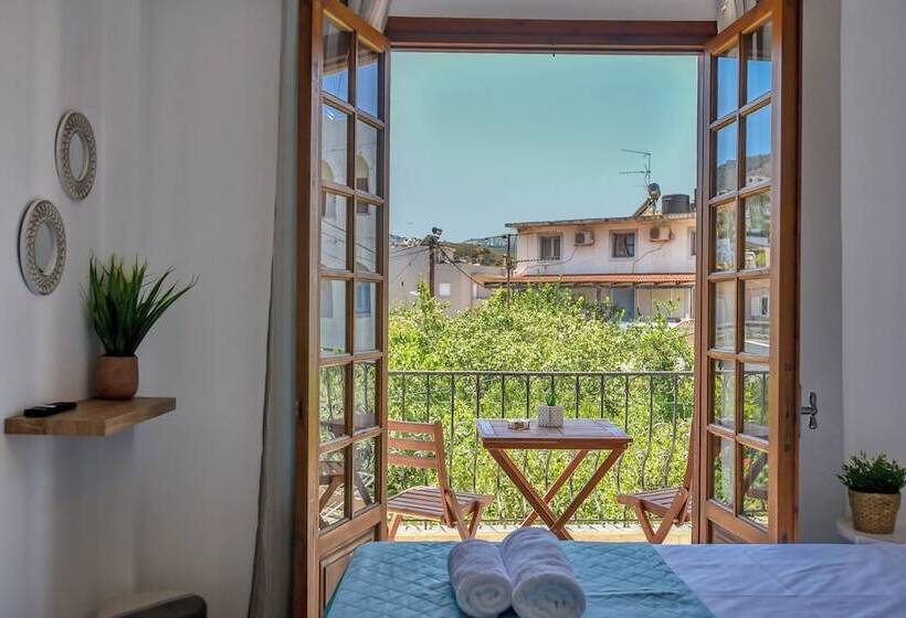 Eva Studios & Apartments