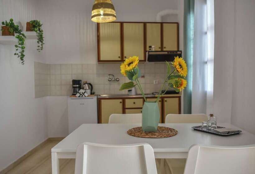 Eva Studios & Apartments