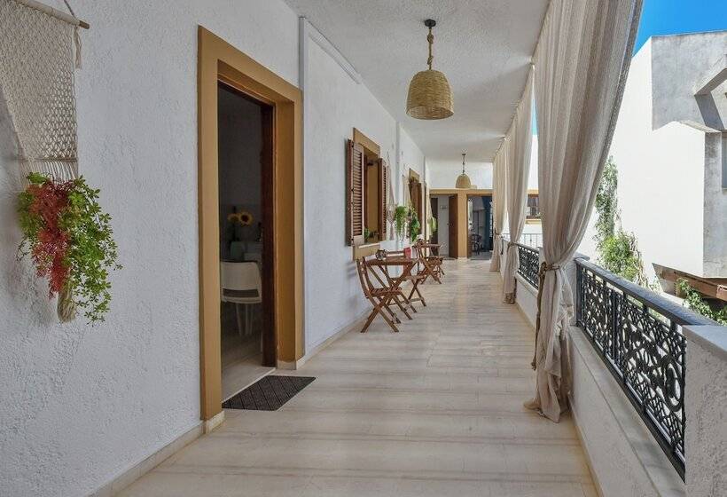 Eva Studios & Apartments