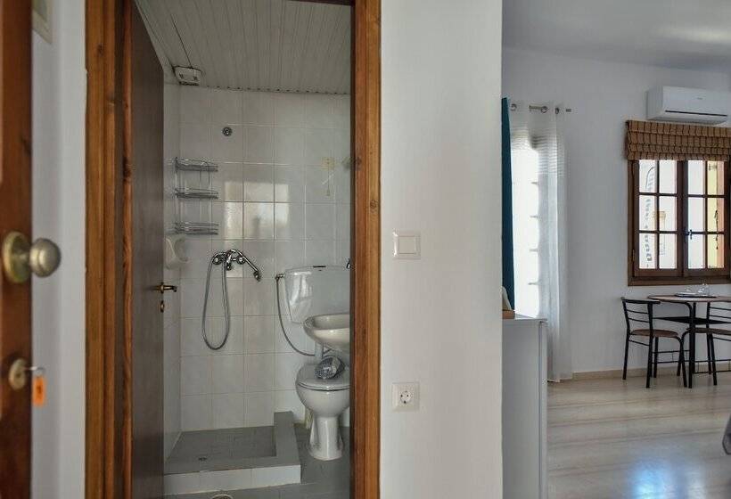 Eva Studios & Apartments