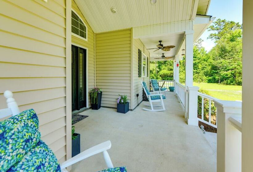 Family Friendly Abbeville Home W/ Fire Pit & Games