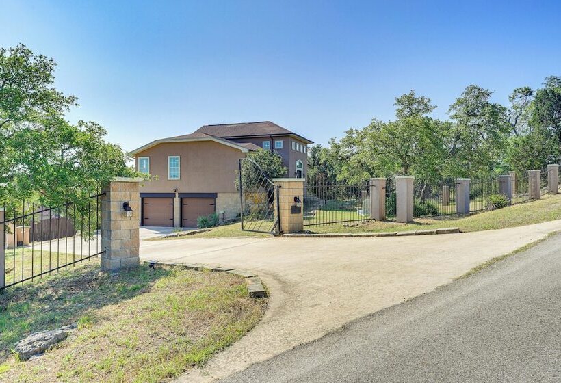 Family Friendly Fischer Home W/ Private Hot Tub!