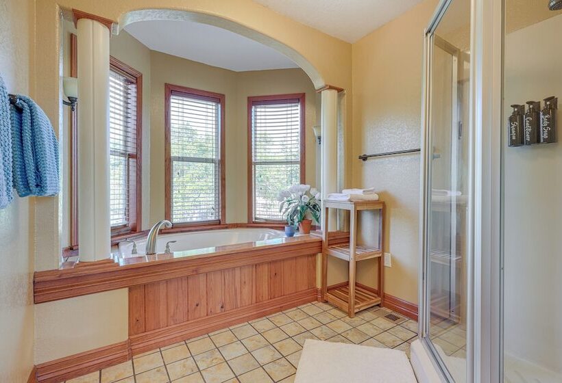 Family Friendly Fischer Home W/ Private Hot Tub!