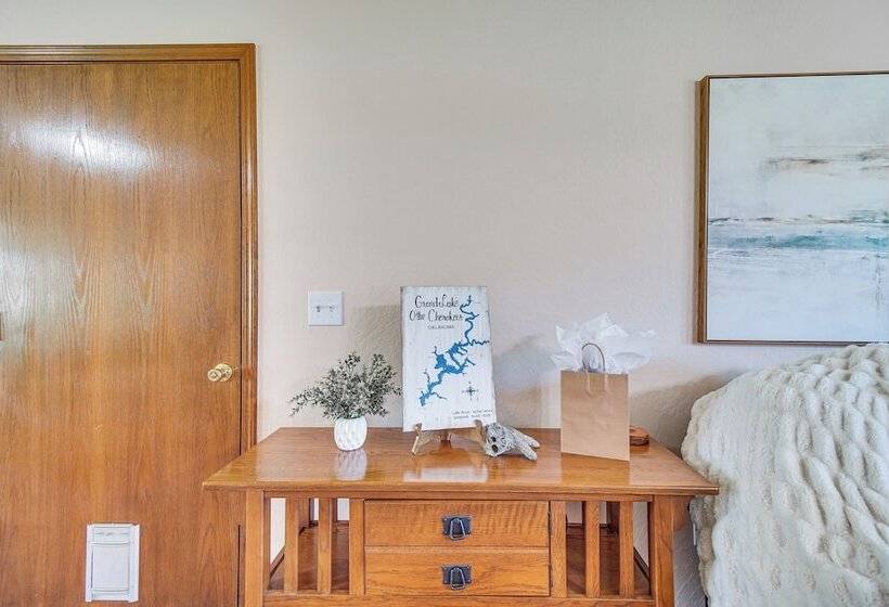 Hillcrest Hideaway  Grove Home ~ 1 Mi To Launch