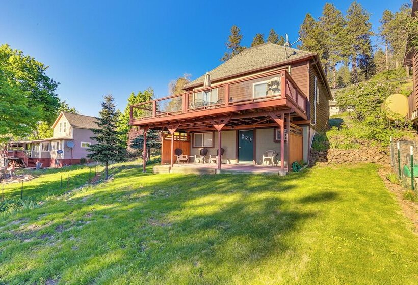 Harrison Home W/ Grill & Lake Views: Walk To Town!