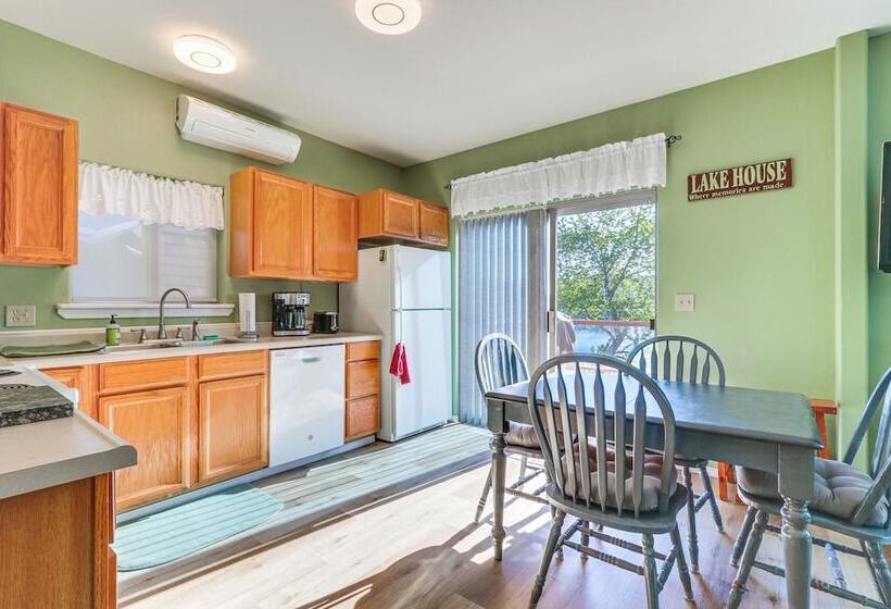 Harrison Home W/ Grill & Lake Views: Walk To Town!