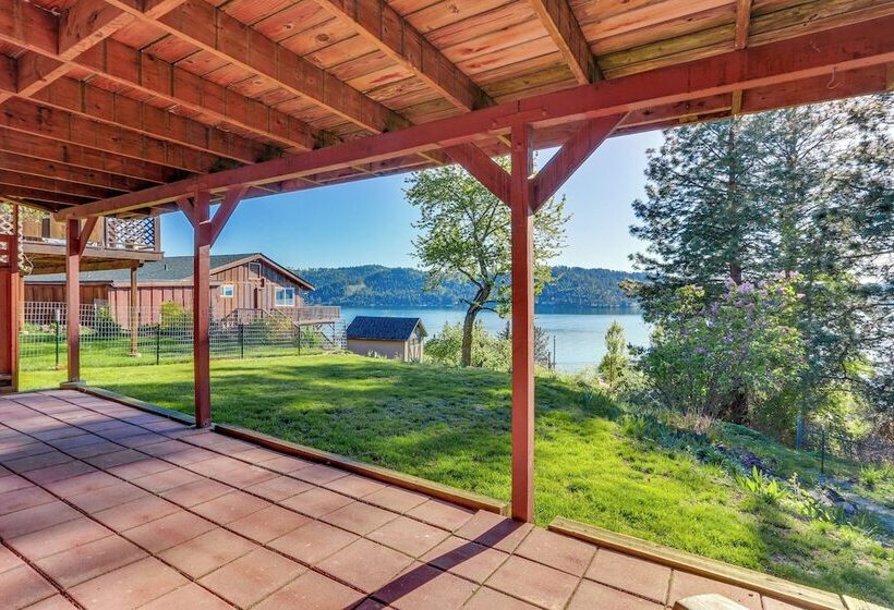 Harrison Home W/ Grill & Lake Views: Walk To Town!