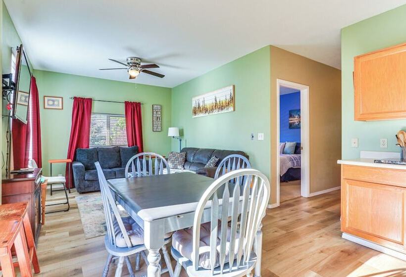 Harrison Home W/ Grill & Lake Views: Walk To Town!