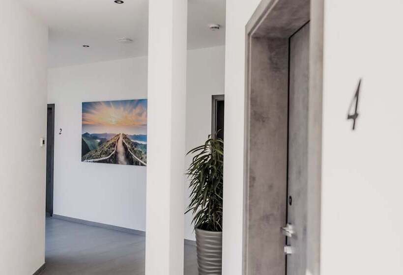 Heufeldboardinghouse