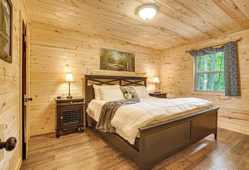 Hocking Hill Cabin Near Hiking: Dogs Welcome