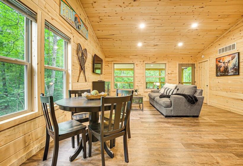Hocking Hill Cabin Near Hiking: Dogs Welcome
