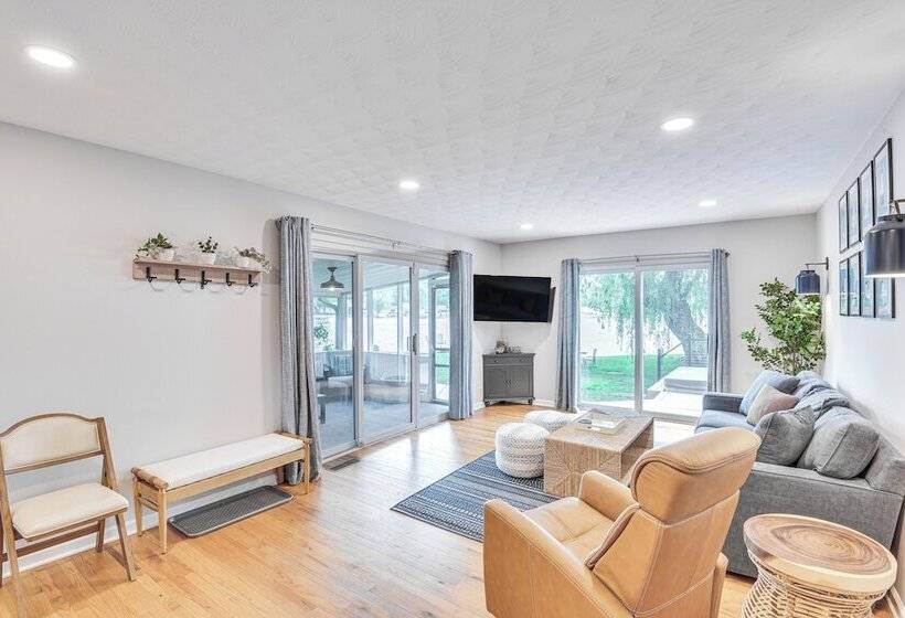 Home On Little Paw Paw Lake W/ Hot Tub & Dock!