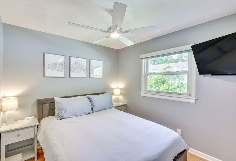 Home On Little Paw Paw Lake W/ Hot Tub & Dock!