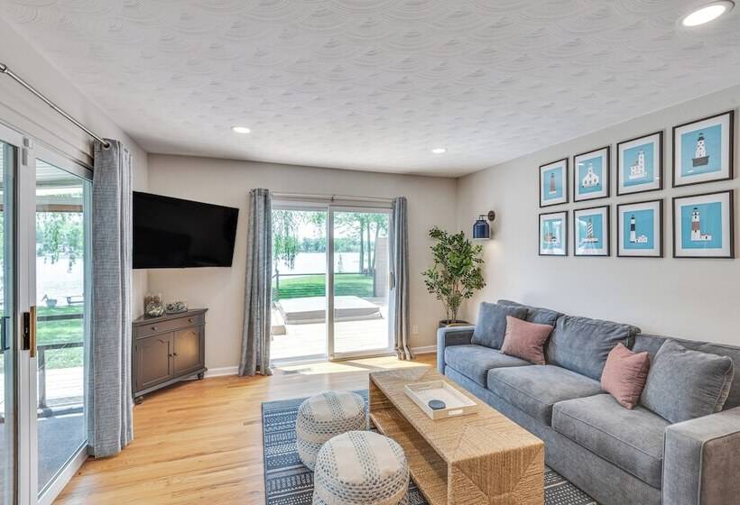 Home On Little Paw Paw Lake W/ Hot Tub & Dock!