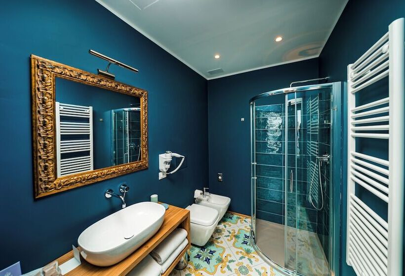 مسافرخانه Fortaleza Charme House