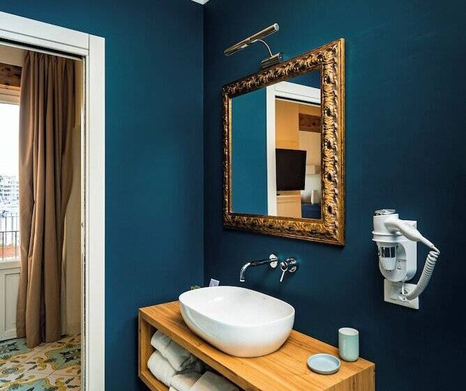 مسافرخانه Fortaleza Charme House