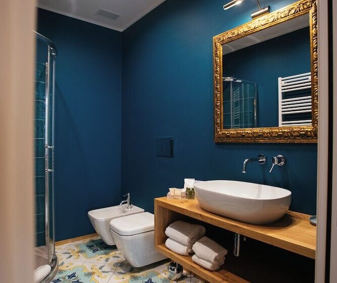 مسافرخانه Fortaleza Charme House