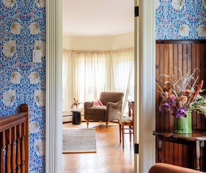 פונדק Silas House