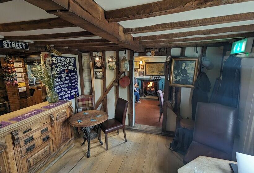 簡易ホテル The Prince Of Wales