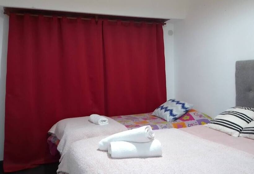 هتل Alojamiento Ezeiza 4