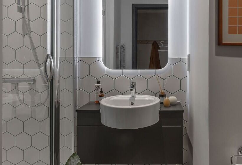 Отель Ark Wembley