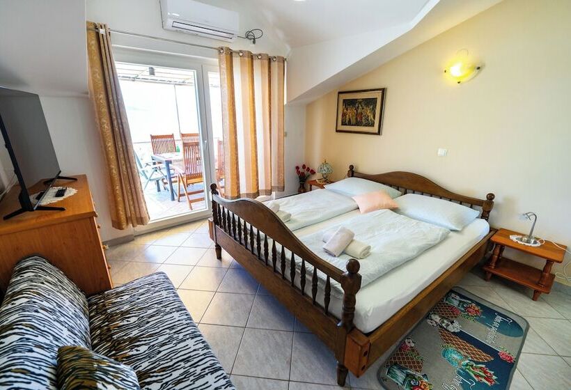 酒店 Beach House Apartments Vodice