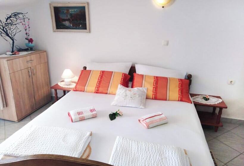 酒店 Beach House Apartments Vodice