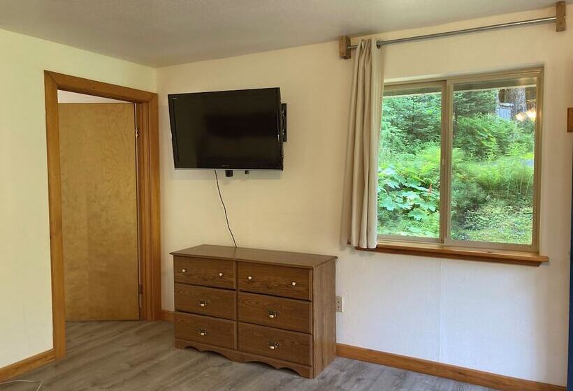 فندق Beachroadhouse