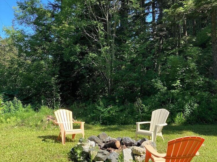 فندق Beachroadhouse