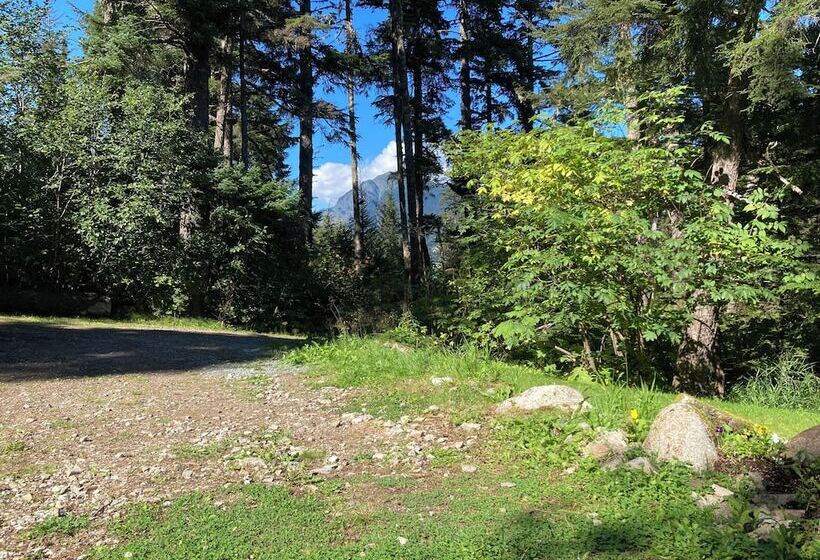 فندق Beachroadhouse