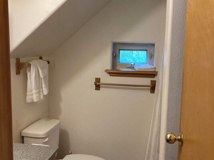 فندق Beachroadhouse