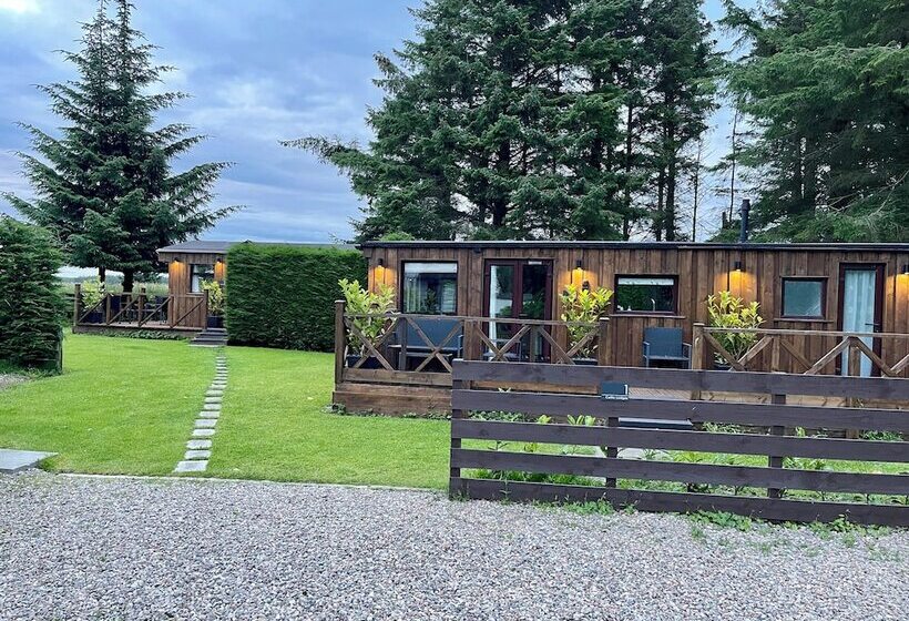 فندق Celtic Lodges