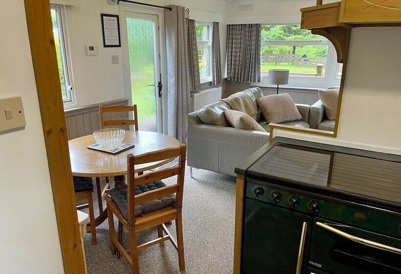 فندق Celtic Lodges