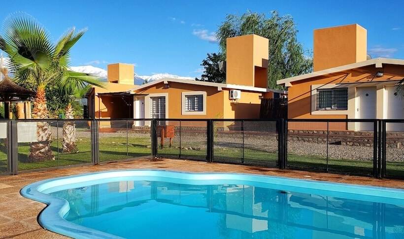 ホテル Cable Carril