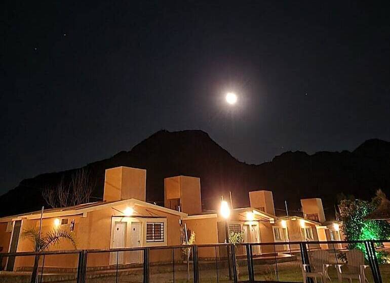 ホテル Cable Carril