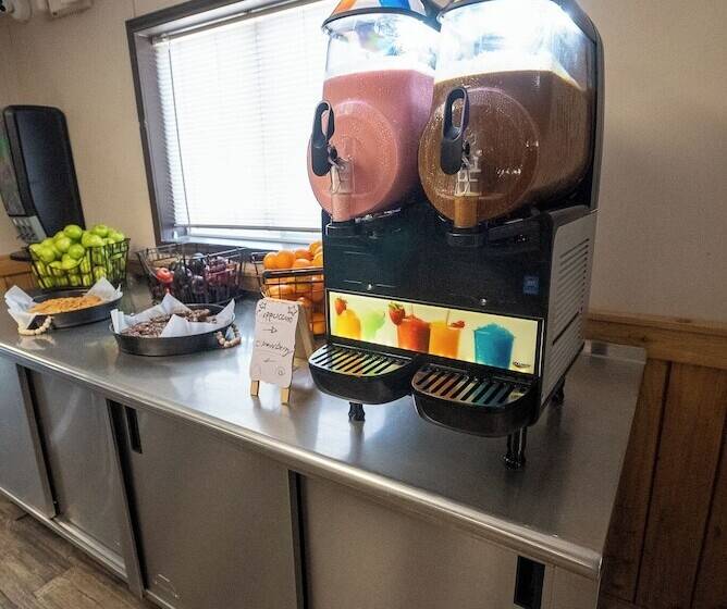 فندق Corporate Hospitality Housing   Jal