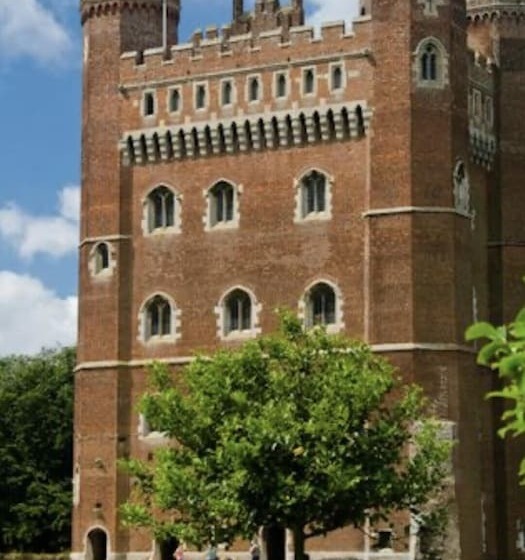 Отель Cosy And Secluded Brook Side Lodge