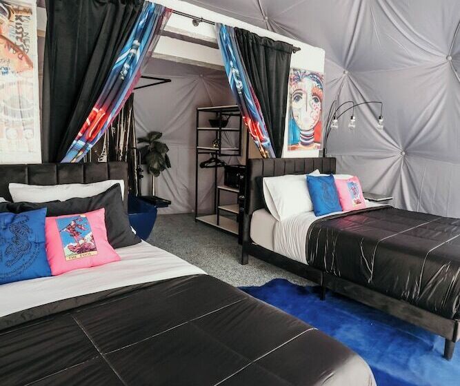 فندق Daydreamer Domes