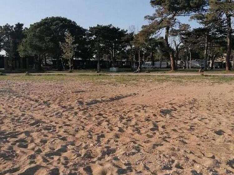 酒店 Mobile Home Mia